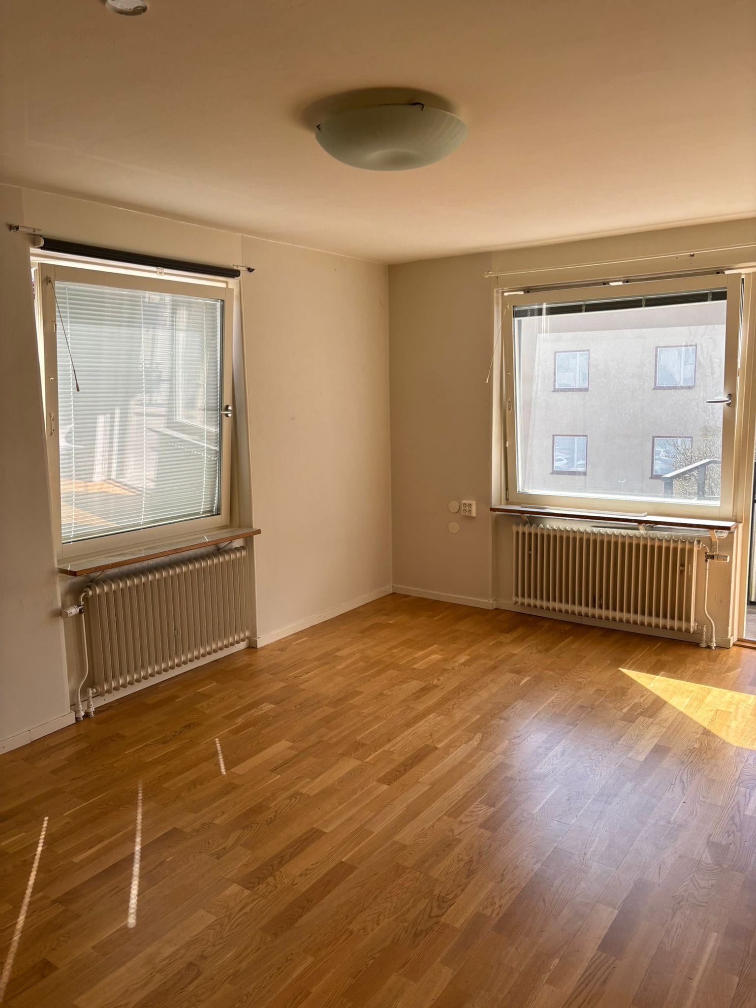 3-rumslägenhet i Hässelby, Ormängsgatan - bild 1 3-rumslägenhet i Hässelby, Ormängsgatan - bild 1